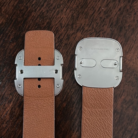 Apple Watch Band - 40mm - Umber Modern Buckle - Large - Picture 5 of 6